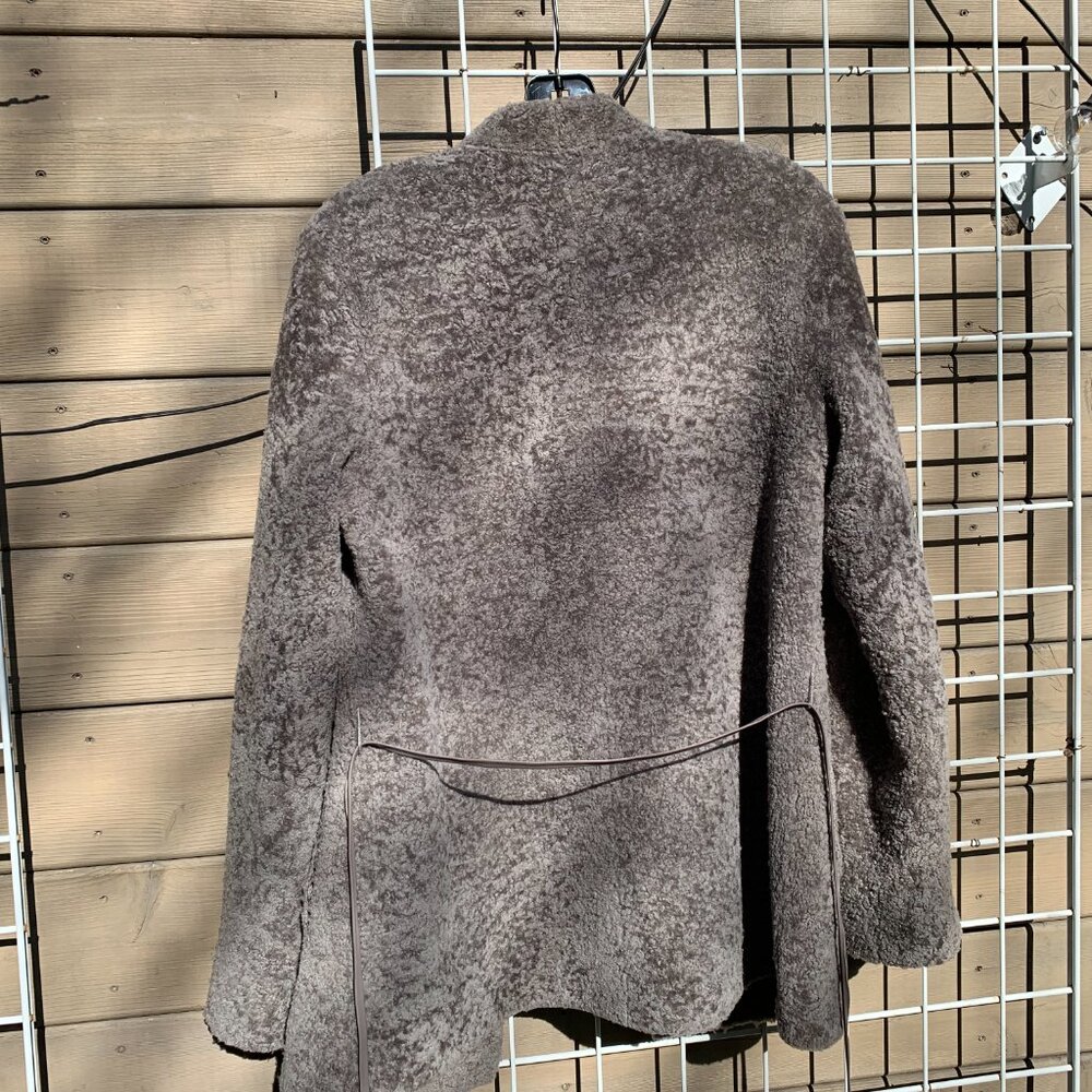 Vince Textured Shearling Jacket Size M - Picture 2 of 8